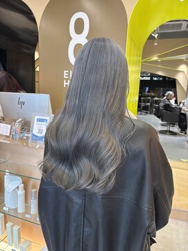 エイトヘアー(8 HAIR) グレーカラー ブリーチカラー ハイトーンカラー