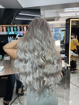 ラピス 渋谷本店(Lapis) ホワイトシルバーカラー/ハイトーン/髪質改善/シールエクステ