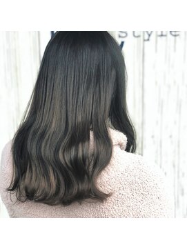 ベリーベリー VERY berry グラデーショングレージュ