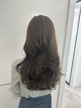 ムード(MOOD,) ダークアッシュ/大人ガーリー[レイヤーカット/髪質改善/銀座]