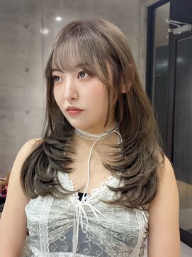 ロンドメリア 天神大名店(Lond Melia) 小顔に見せるミディアムヘア/韓国ヘア/ダブルカラー