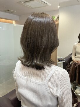 エル バイ ファースト(L by first) 【L by first】ばっさりくびれミディアム