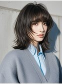 レイヤーカットショートウルフくびれボブ前下がりボブシャギー