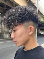 エルマーク 神戸元町(L-MARK)&nbsp;スペインカール/フェード/短髪/men's/ツイストパーマ/メンズ