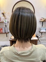ヴィアンカ(Vianca) 大人丸みショートボブ