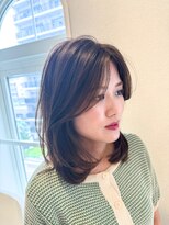 アロン(alon) ミディアムレイヤー30代40代50代60代似合わせ