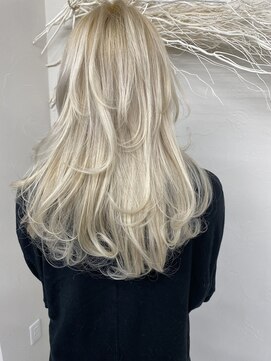 ニコ(nico...) ペールイエロー