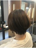 ショートボブ