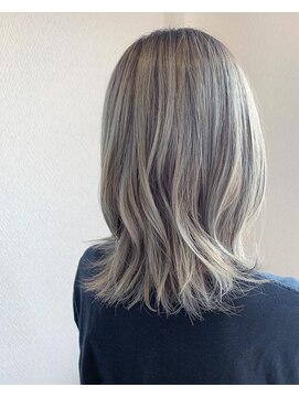 美容室 ルアル 市原市八幡宿店(Luar) ホワイトカラー〇