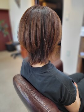 アリーム(Areem) ウルフマッシュ　大人可愛いくびれヘア