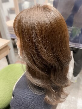 ビースリー ロア レイヤースタイル×イルミナカラー 2022/02/03