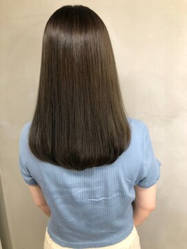 ジーナ 北千住(Zina) こなれヘア＊透明感＊丸型【Zina北千住】