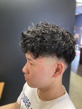 バーバーファースト(BARBER FIRST) フェードスタイル