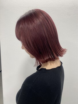 エクラヘア(ECLAT HAIR) カシスピンク×切りっぱなし