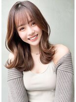 銀座 Cheri 透明感グレージュ×くびれレイヤー