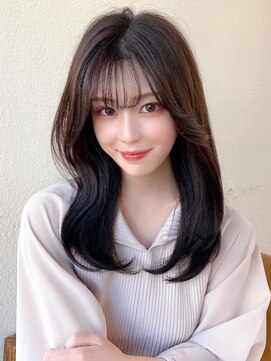 ラルユー 金山(LallYou) 顔周りが映えるナチュラルレイヤーミディアム