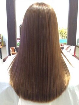 アースペース(ARSPACE)の写真/【ARSPACE】髪の状態に合わせた厳選トリートメントで、思わず触りたくなるような潤いたっぷりのサラ艶髪に*