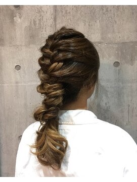 オーヴォ ヘアデザイン(OOVO HAIR DESIGN) ヘアアレンジ