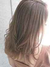 ブリーチの頭皮への塗布について