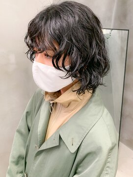 テトヘアー(teto hair) スパイラルパーマ、ボブウルフ、くるくるパーマ、あいみょん