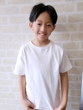 ビバーチェ 慈眼寺(vivace) 【ビバーチェ】キッズカットセンター分けツーブロック2