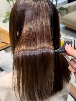 日本人の髪のために創られた【"Aujua"シャンプー・トリートメント】パーソナルなケアで美しい髪を守る♪