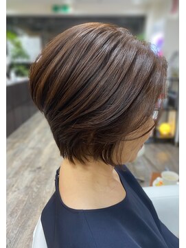 庵 ヘアー(hair) 40代50代60代70代定番前下がりショート