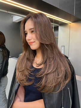 イキ 表参道(iki omotesando) ミディアムヘア/スラッシュ/グレージュカラー/デザインカラー