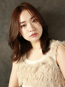 フリップビーアヴェダ(FLIP B AVEDA) 本八幡×セミロング×小顔×似合わせ