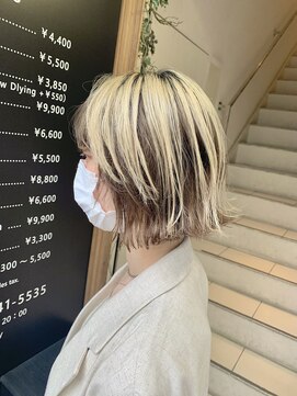 コヌン 福島店(Konun.) 【切りっぱなしボブ】にアンブレラカラー ボブ/福島駅/ショート