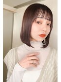 ナチュラルボブカット　ウェットヘアオリーブベージュ20代