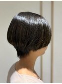 ショートボブ