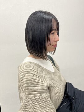 ソソ(soso) 【soso 伊勢田】切りっぱなし×裾カラー