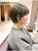 *滝田*フェザーショートボブマロンベージュくすみベージュ吉祥寺