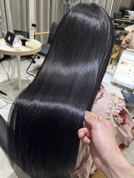 ジーナ 福岡天神(Zina) 《艶髪》髪質改善premiumトリートメント×透明感カラー