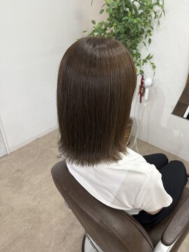 ラヴィリス バイ レム(Raviliss by rem) くすみベージュ