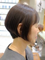 ピークアブー 原宿ハラカド(PEEK-A-BOO)&nbsp;くせ毛ショートボブ大人ミセス前下がりくびれ襟足生え癖奥行き