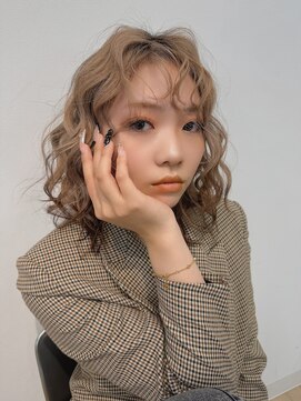 アガペー(Agape) ブリーチ2回☆ミルクティーブロンド