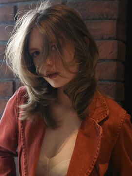 トレンチ(TRENCH) ブリーチダブルカラー　ミルクティーベージュ