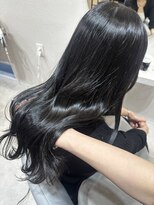 ベル サウス(BHEL south) 津市ロングレイヤーカットハッシュカット透明感カラー重めロング