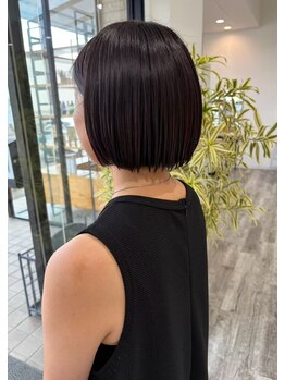 サロンド ベレーザ トータ(salao de beleza tota)の写真/いくつになっても美しく！大人女性の髪悩みをカバーする上質カラー・ケア提案◎