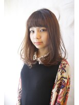 ブーケ(BOUQUET)&nbsp;ロブ女子は、ふんわり内巻き毛先パーマで可愛くスタイリング