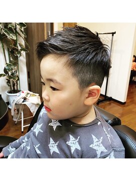 バーバーアンドスパ セブン(SEVEN) ショートスタイル