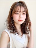 大人かわいいニュアンスカラーミディアムくびれヘア暗髪黒髪
