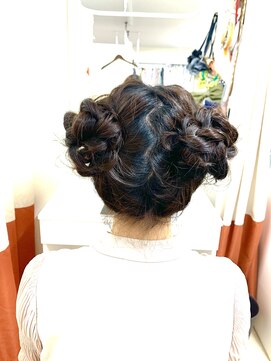 ビューティック ハラジュク(Hair&Make Beautique Harajuku) おだんごツイン