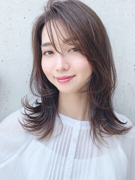 テテ(tete.) 大人可愛いふんわりウルフレイヤー