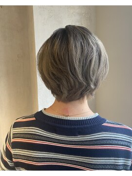 エディ(eddie) 【eddie】くすみベージュショート