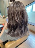 切りっぱなしボブ×透け感ブルーグレージュ★中村大輔
