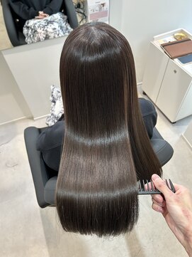 エミュスト(Emuest) 【松葉】髪質改善/髪質改善ストレート/髪質改善トリートメント