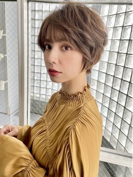 ミリア(MILIA) 大人可愛い30代40代50代小顔ウルフレイヤー丸みショートボブ